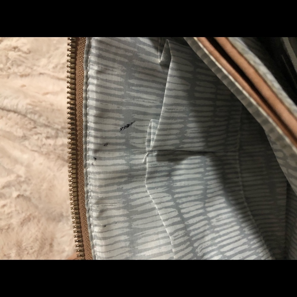 Crossbody bag - Picture 3 of 12